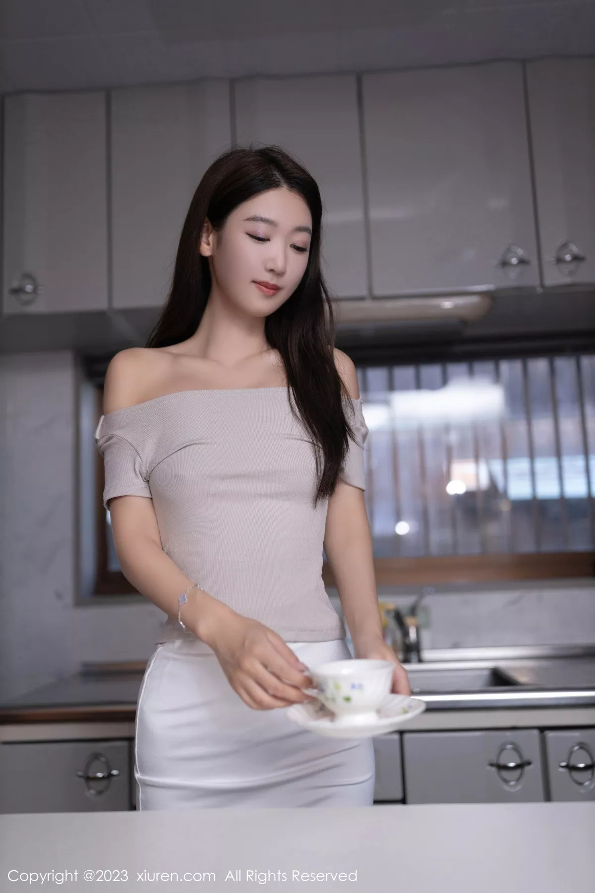 [XiuRen秀人网]第7689期唐安琪写真-秀人资源网